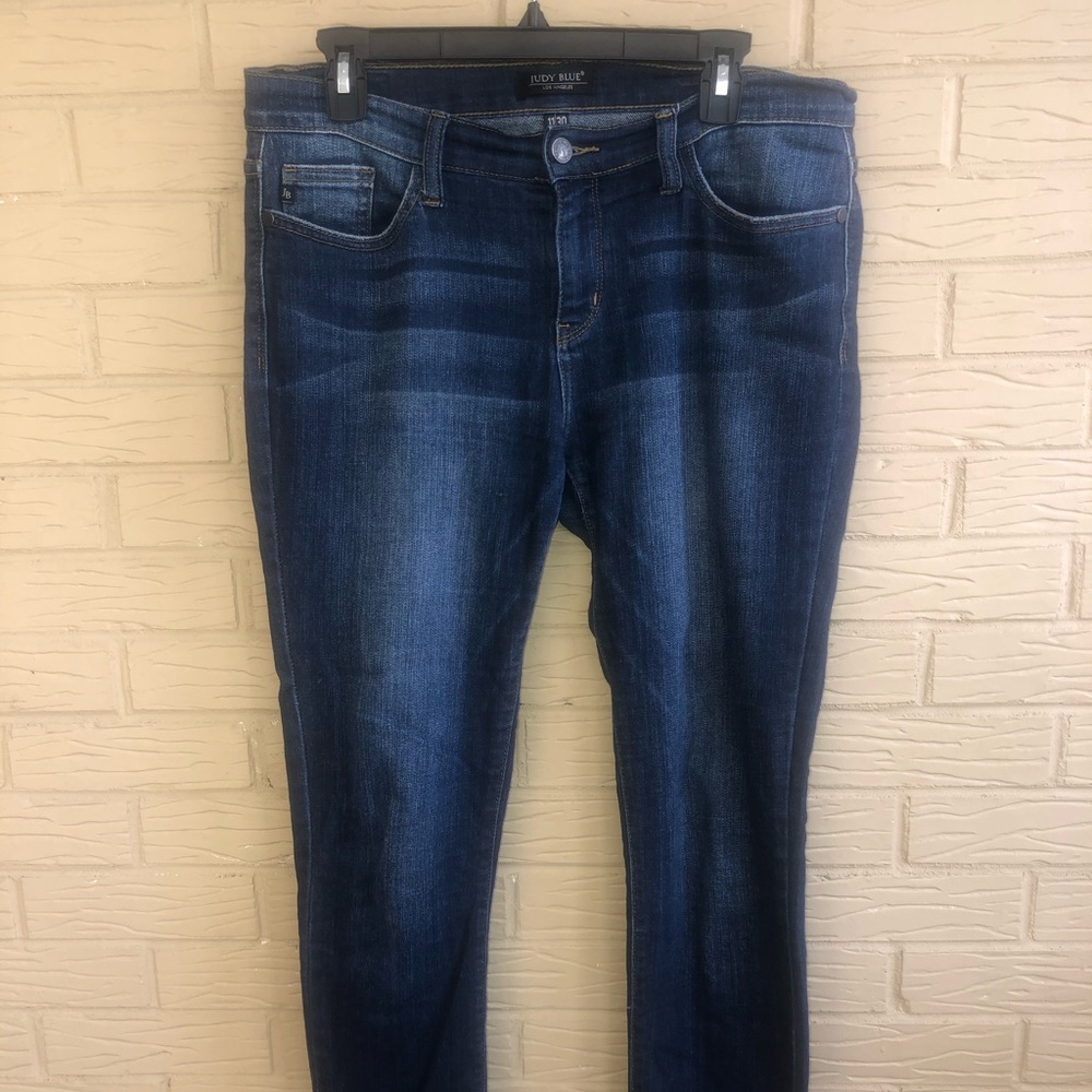 Judy Blue 11/30